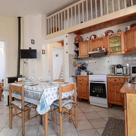 2 Bedroom Gorgeous In Appartamento *