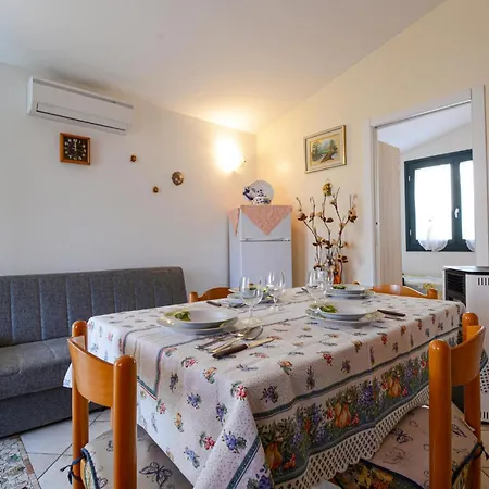 2 Bedroom Gorgeous In *